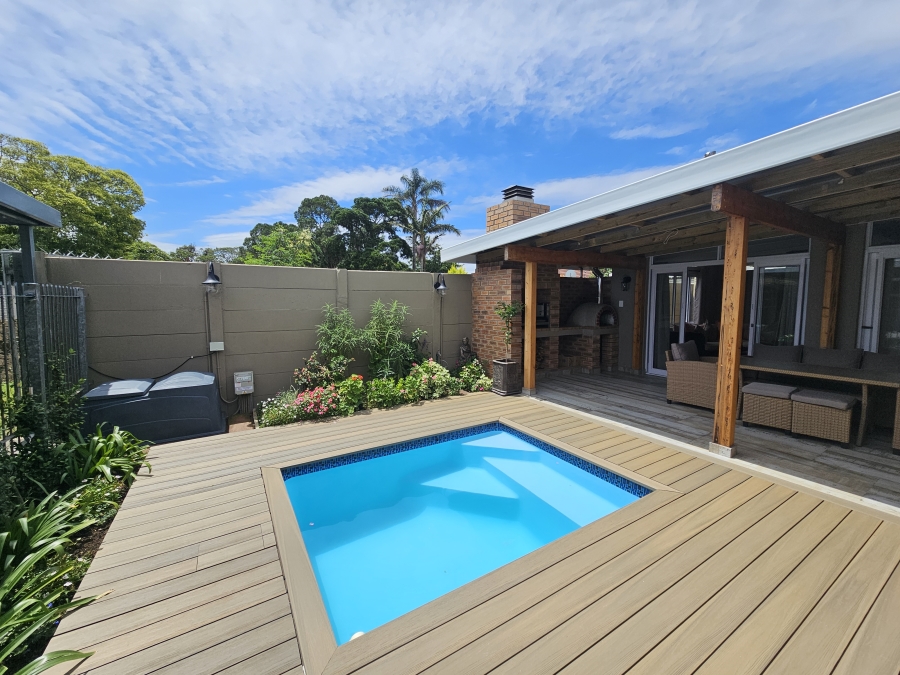 Commercial Property for Sale in Vincent Eastern Cape